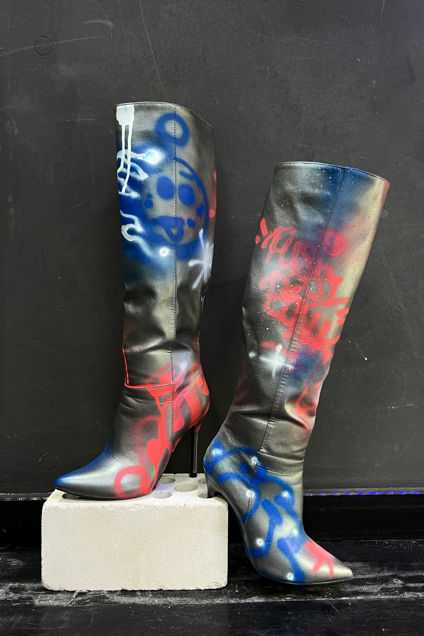 Boots “Graffiti“
